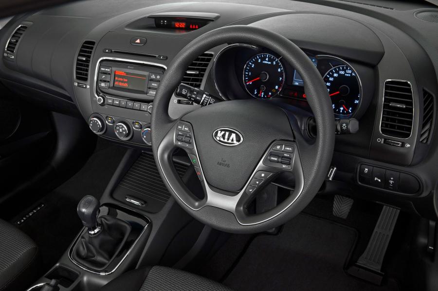  Kia Cerato Hatchback 2016 года  (AU) (фото 19 из 20)